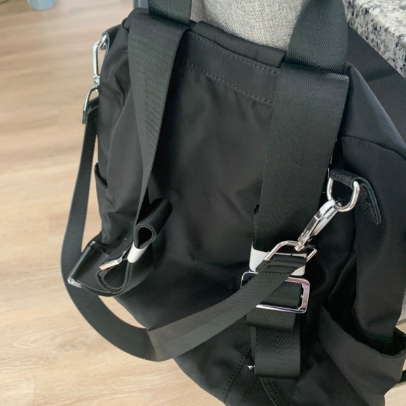 Karlito Backpack - Picture 3 of 4